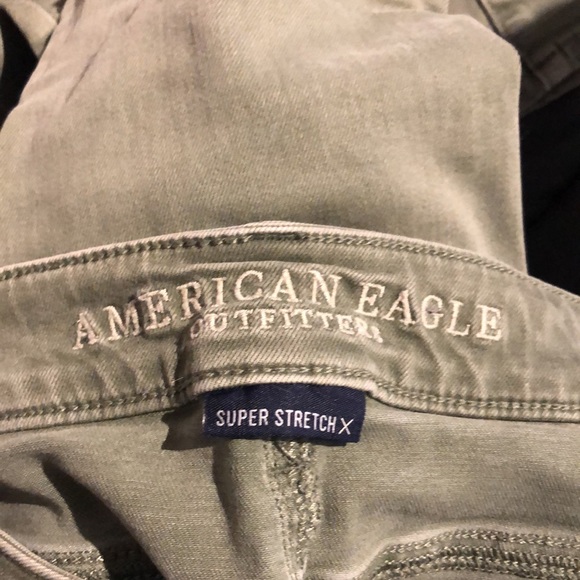 American Eagle High-Rise Jegging - Picture 3 of 3